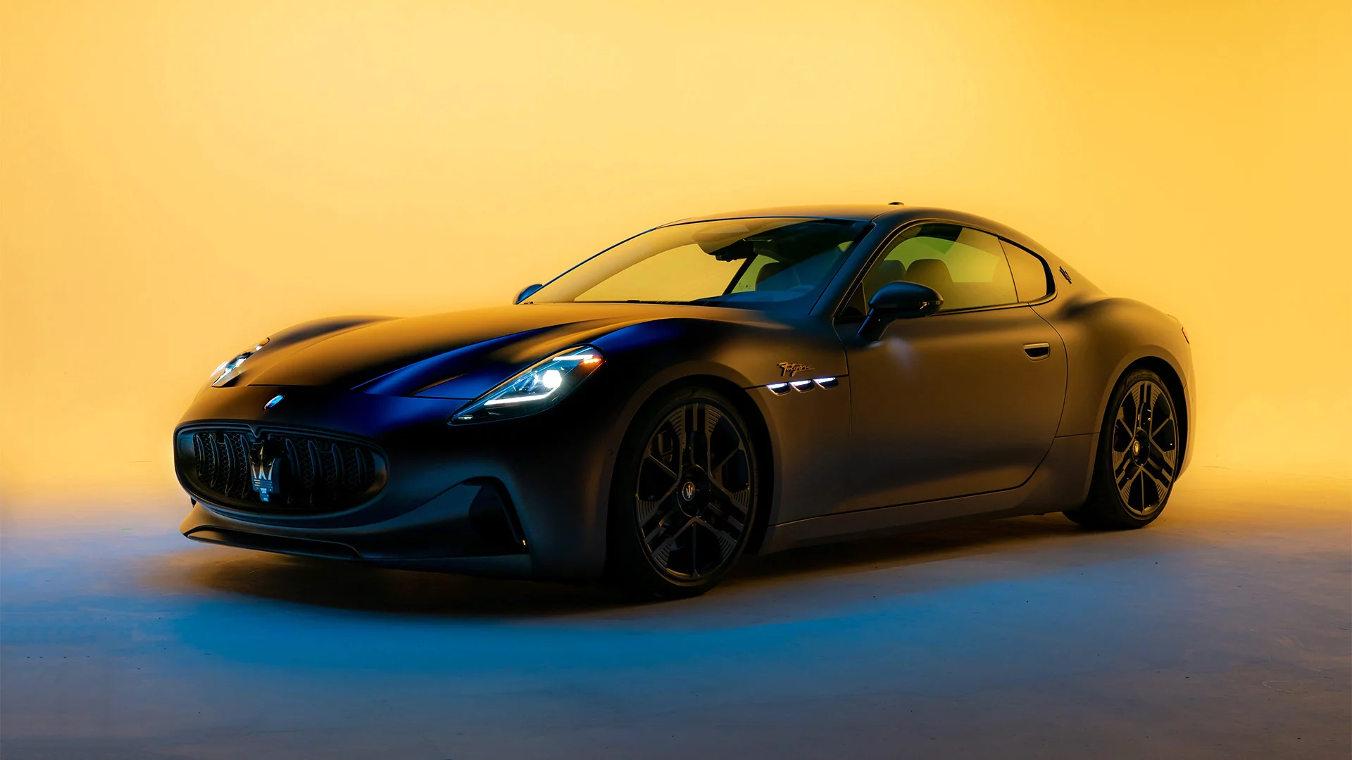 Harga Maserati Granturismo Terbaru, Spesifikasi dan Interior 2022!