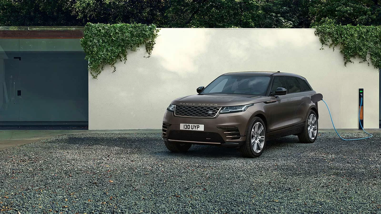 Harga Range Rover Velar Terbaru, Spesifikasi dan Interior 2022!