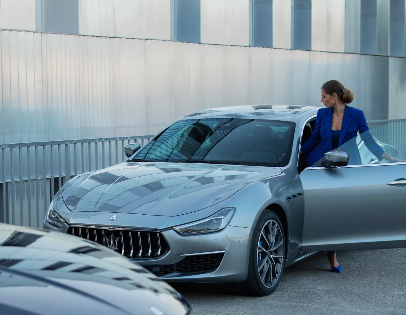 Harga Maserati Ghibli Terbaru, Spesifikasi dan Interior 2022!