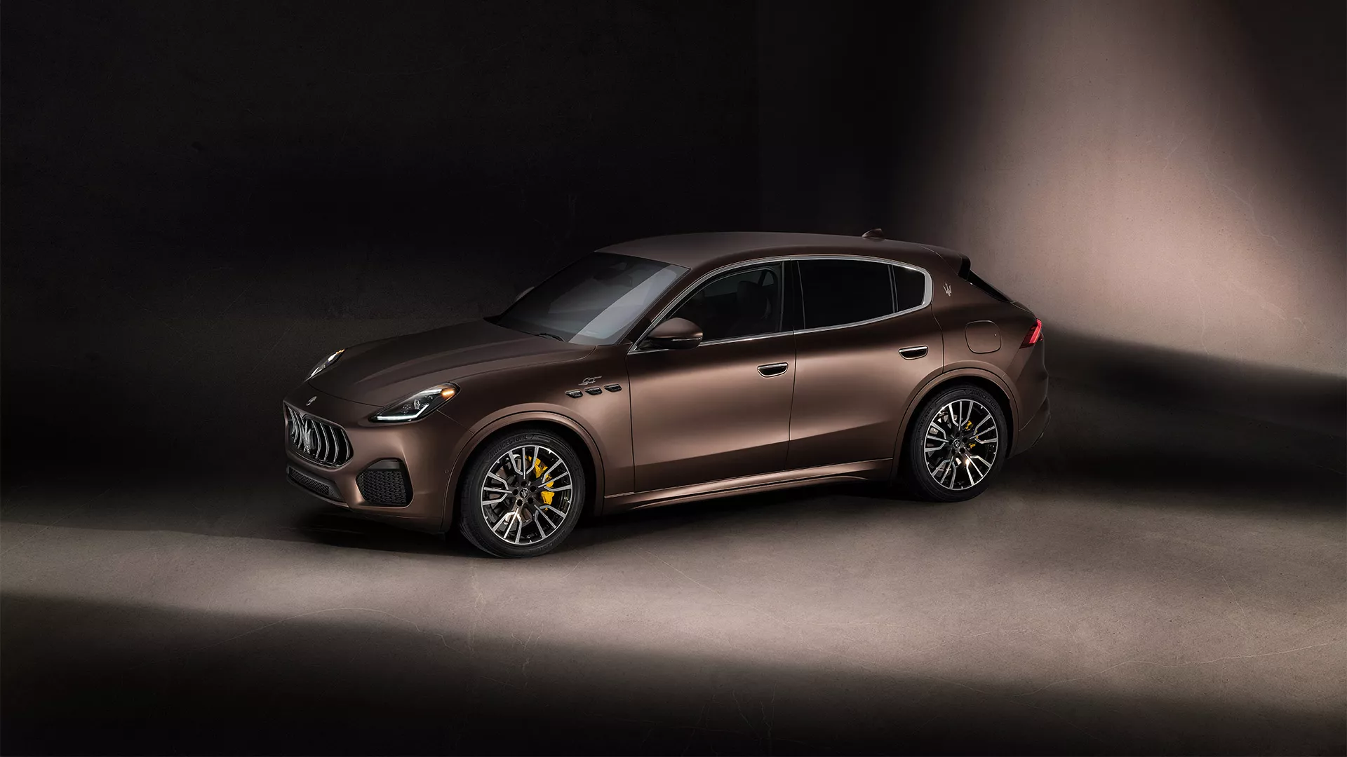 Harga Maserati Grecale Terbaru, Spesifikasi dan Interior 2022!